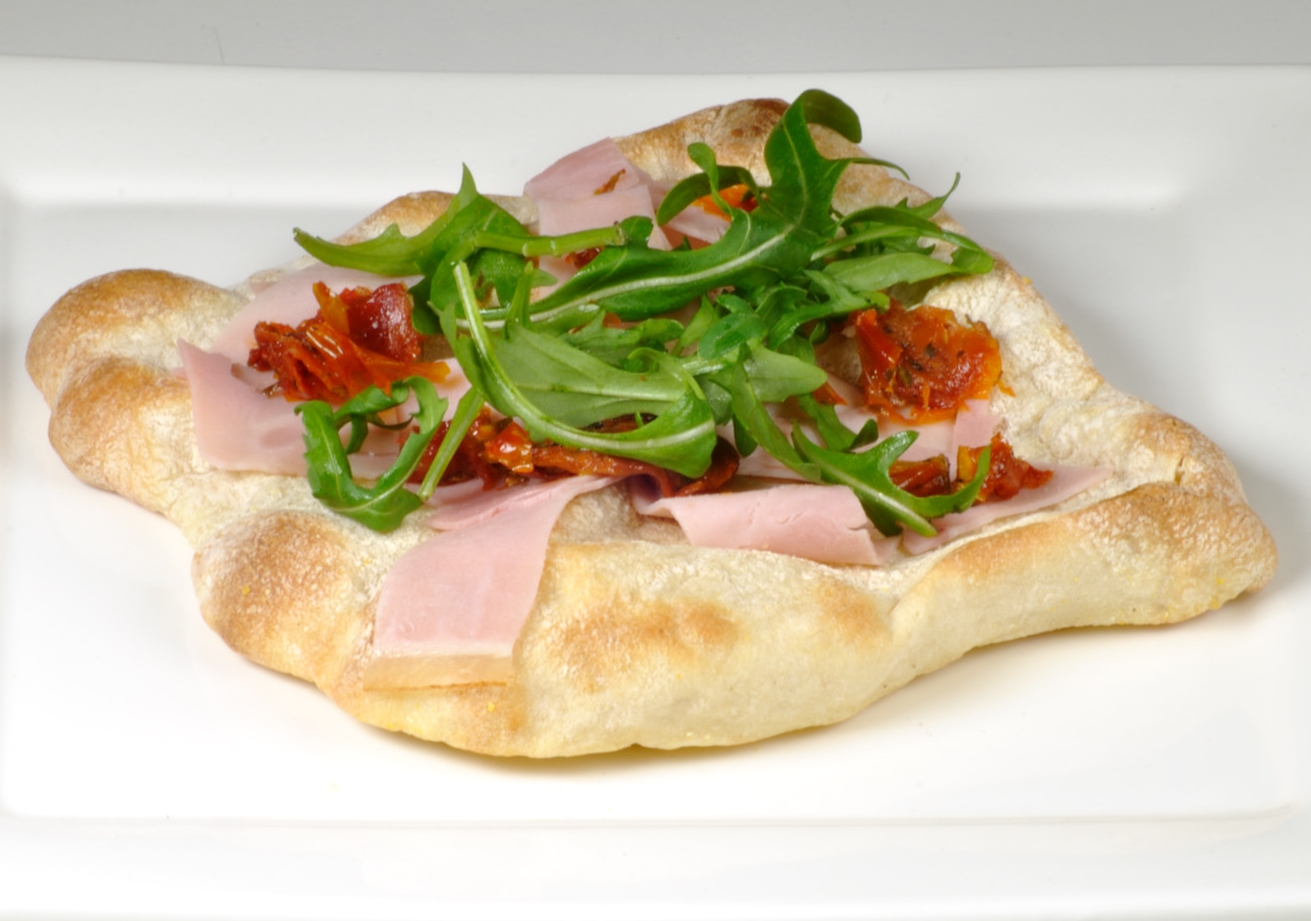 Focaccia Romana topped3.jpg